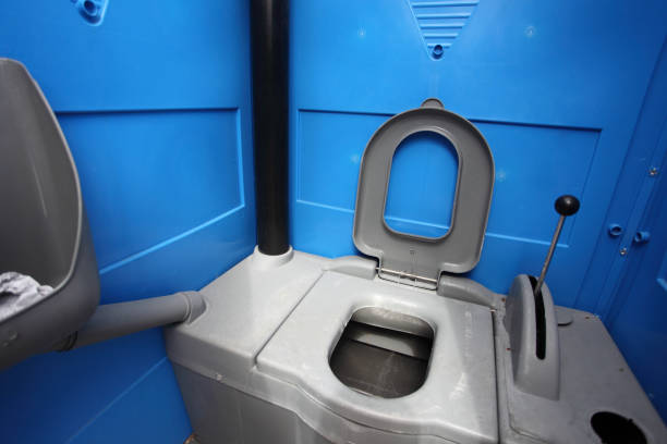Best Portable restroom trailer rental  in Madison, IL